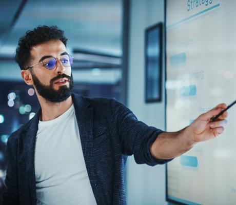 Shutterstock 2136489321